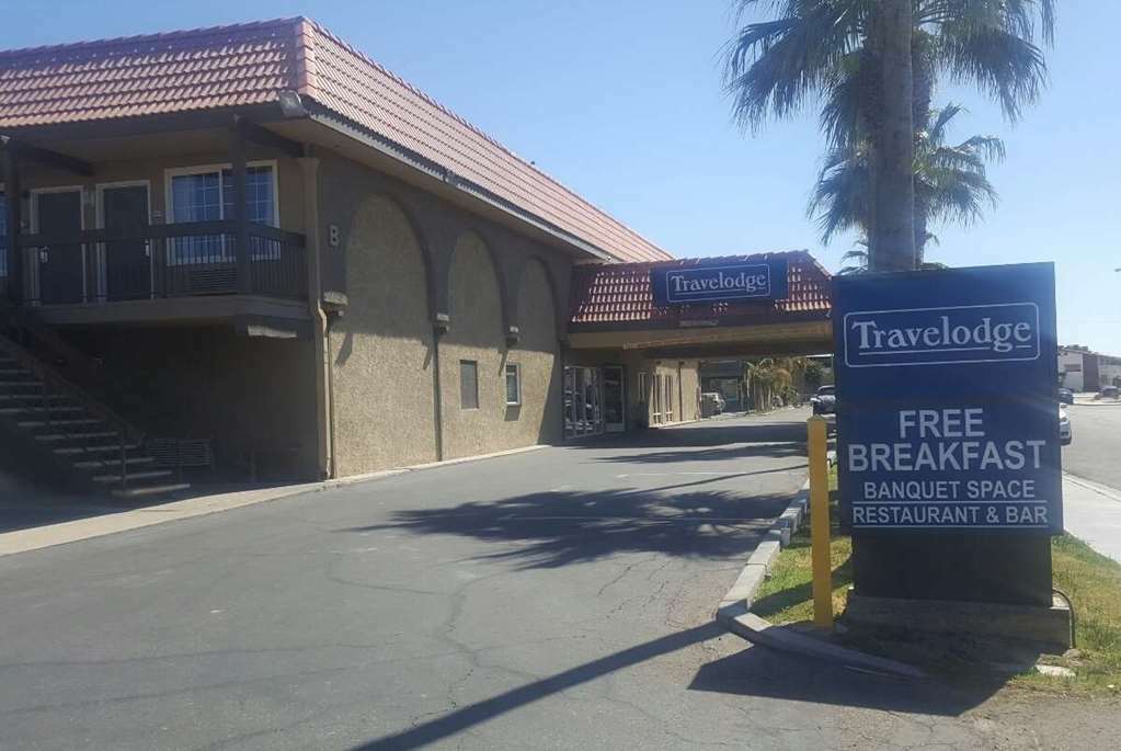 Travelodge By Wyndham ال سنترو المظهر الخارجي الصورة
